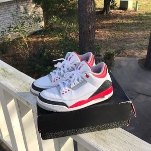 JORDAN 3 FIRE RED